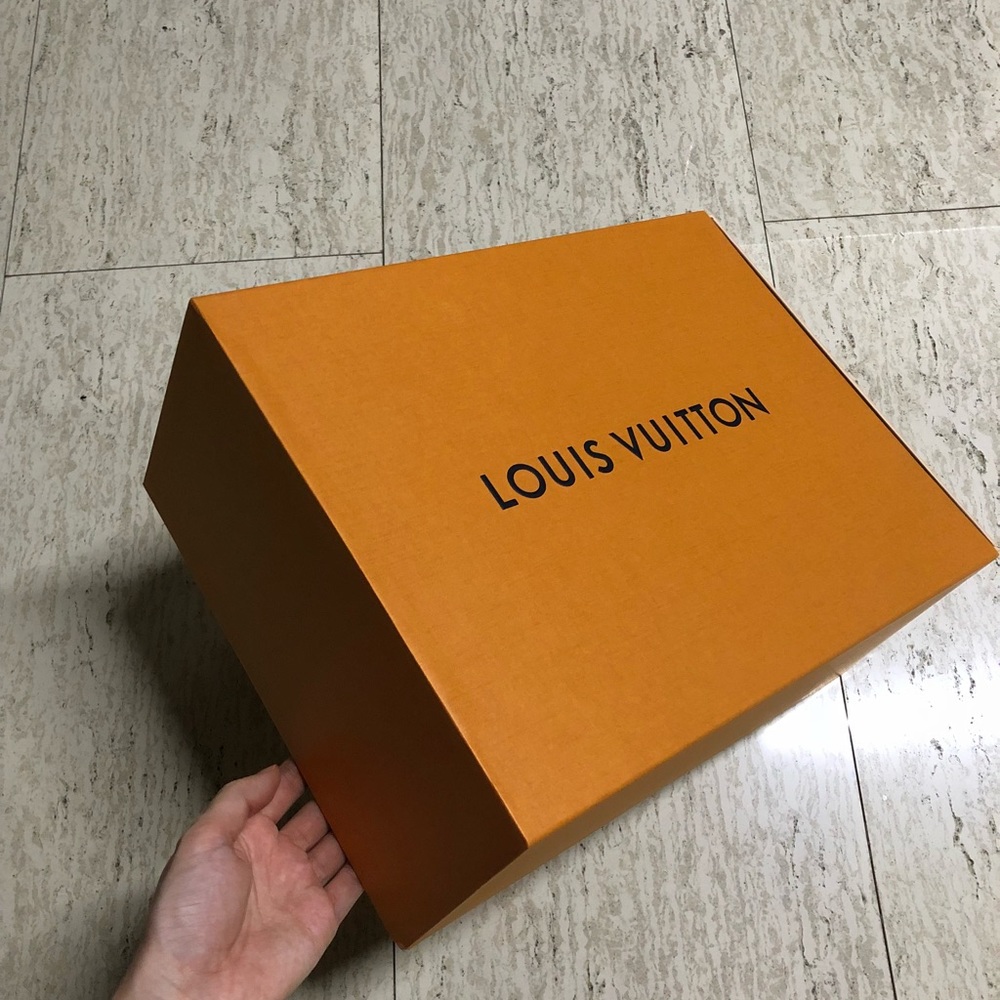 Authentic Louis Vuitton Box - Picture 6 of 8